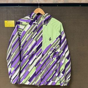 Volcom Women's Green and Purple Ski Jacket
